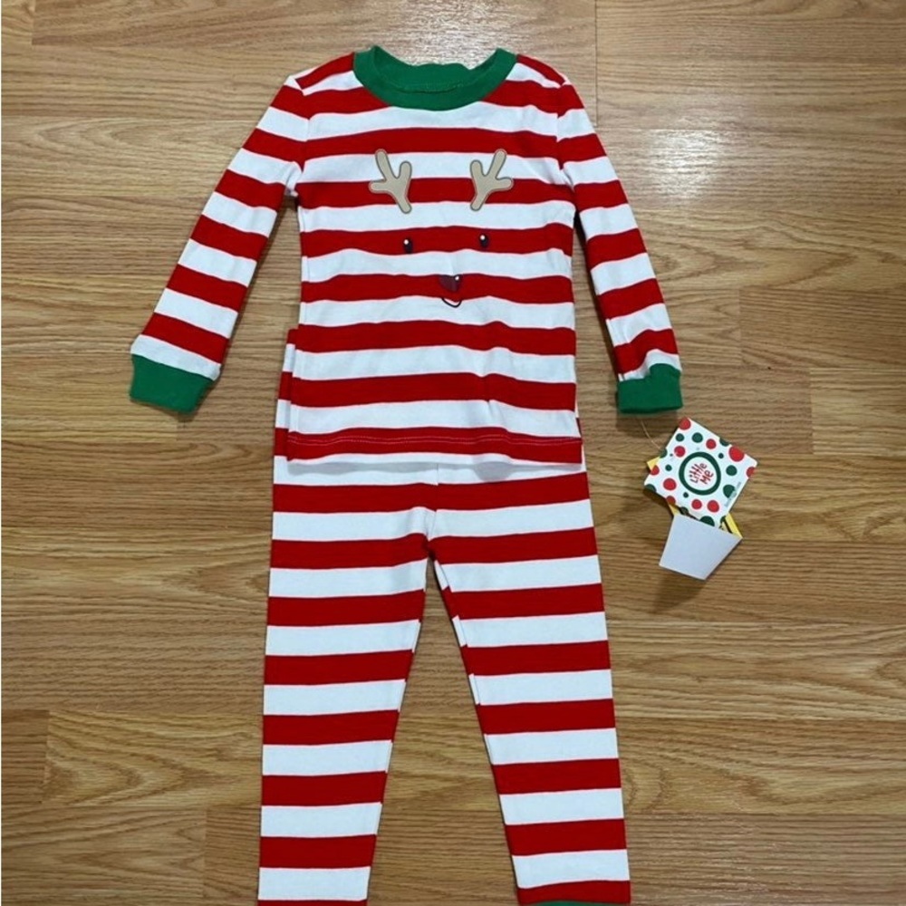 Little Me Reindeer pajama set 12to18 months